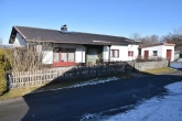 24da0af4-f4e5f43a-6349-42fe-8cc8-7783dc58e17c-1511852270-scaled - VERKAUFT !!! Bungalow in traumhafter Randlage mit wunderbarer Aussicht in Weilerlage