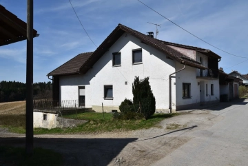 VERKAUFT !!! Ehemaliges Bauernhaus in ländlicher Randlage, 94532 Außernzell, Haus