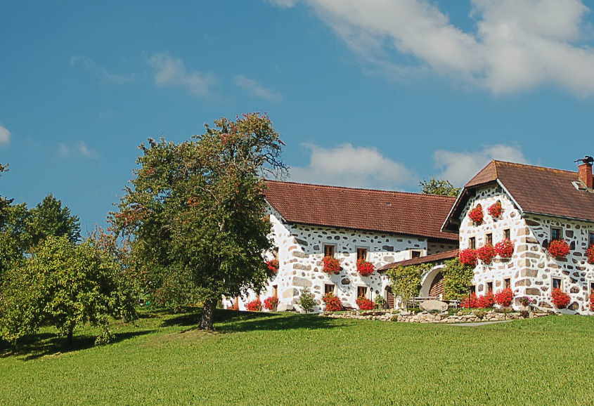 Immobilienangebot – Bauernhof kaufen in Niederbayern