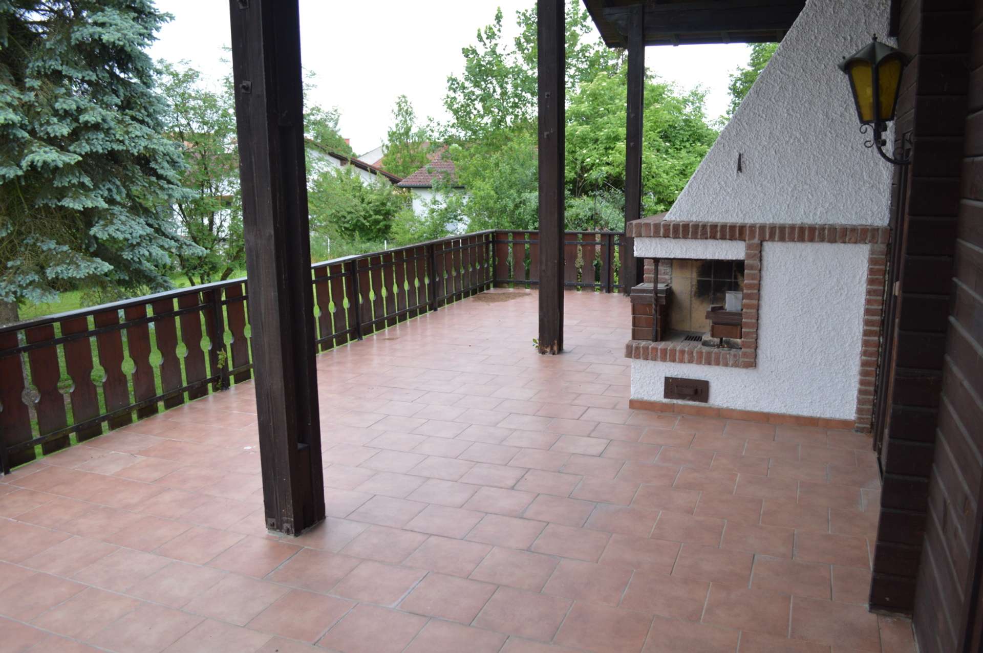 Großzügige Terrasse