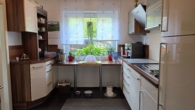 Küche EG - Charmantes Zweifamilienhaus mit großzügigem Garten, Obergeschoss vermietet