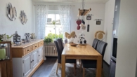 Esszimmer EG - Charmantes Zweifamilienhaus mit großzügigem Garten, Obergeschoss vermietet