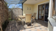 Terrasse - Geborgenheit für die ganze Familie – helles, gepflegtes Einfamilienhaus mit Garten
