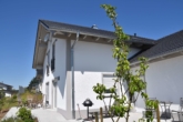 Modernes neuwertiges Einfamilienhaus mit hochwertiger Ausstattung - Terrasse