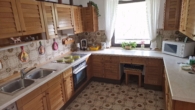 Einfamilienhaus mit Einliegerwohnung mit Potenzial - Umbaumöglichkeiten - Küche