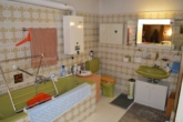 VERKAUFT!!! Gemütliches, rustikales Häuschen mit großem Grundstück in ruhiger Randlage - Badezimmer