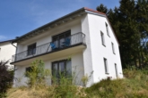 VERKAUFT !!! Neusaniertes Einfamilienhaus in schöner Aussichtslage in Deggendorf - Hausansicht