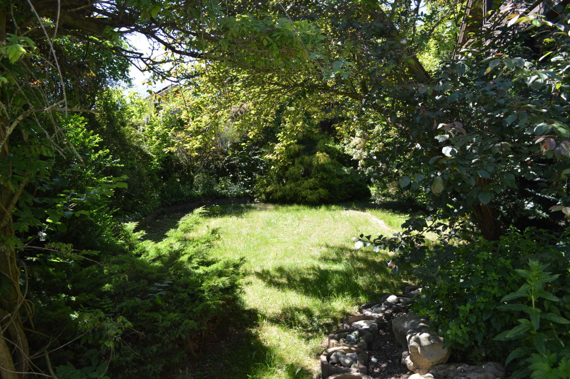 Blick in einen Teil vom Garten