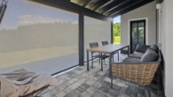 Terrasse - Zeitlose Architektur und innovative Technik – Ihr exklusives Wohnglück in Hofkirchen