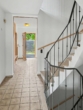 Flur mit Treppe