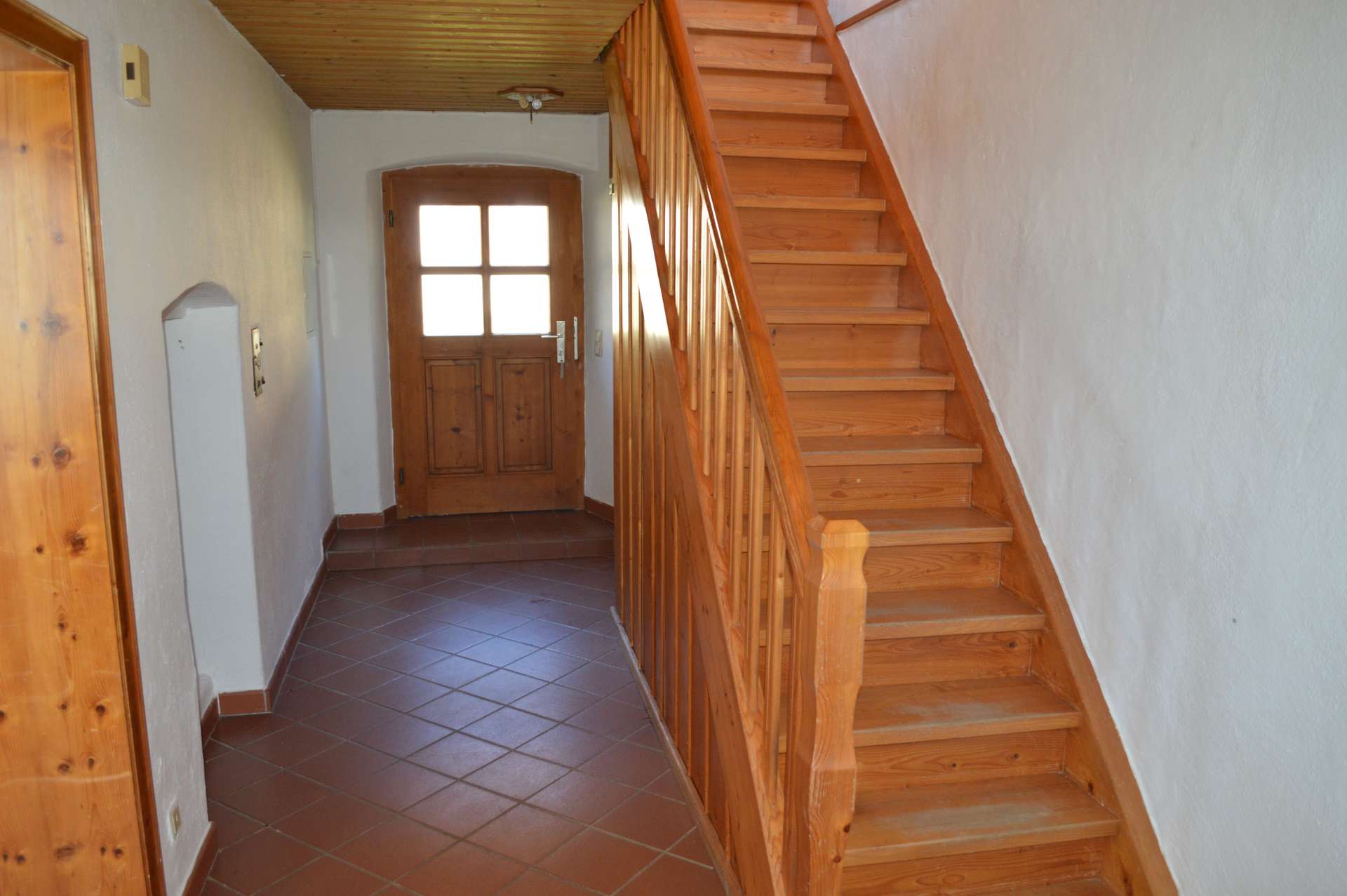 Flur und Treppe Austragshaus
