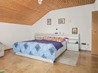 1. Schlafzimmer DG