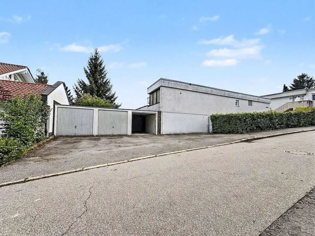 Garage (mitte)