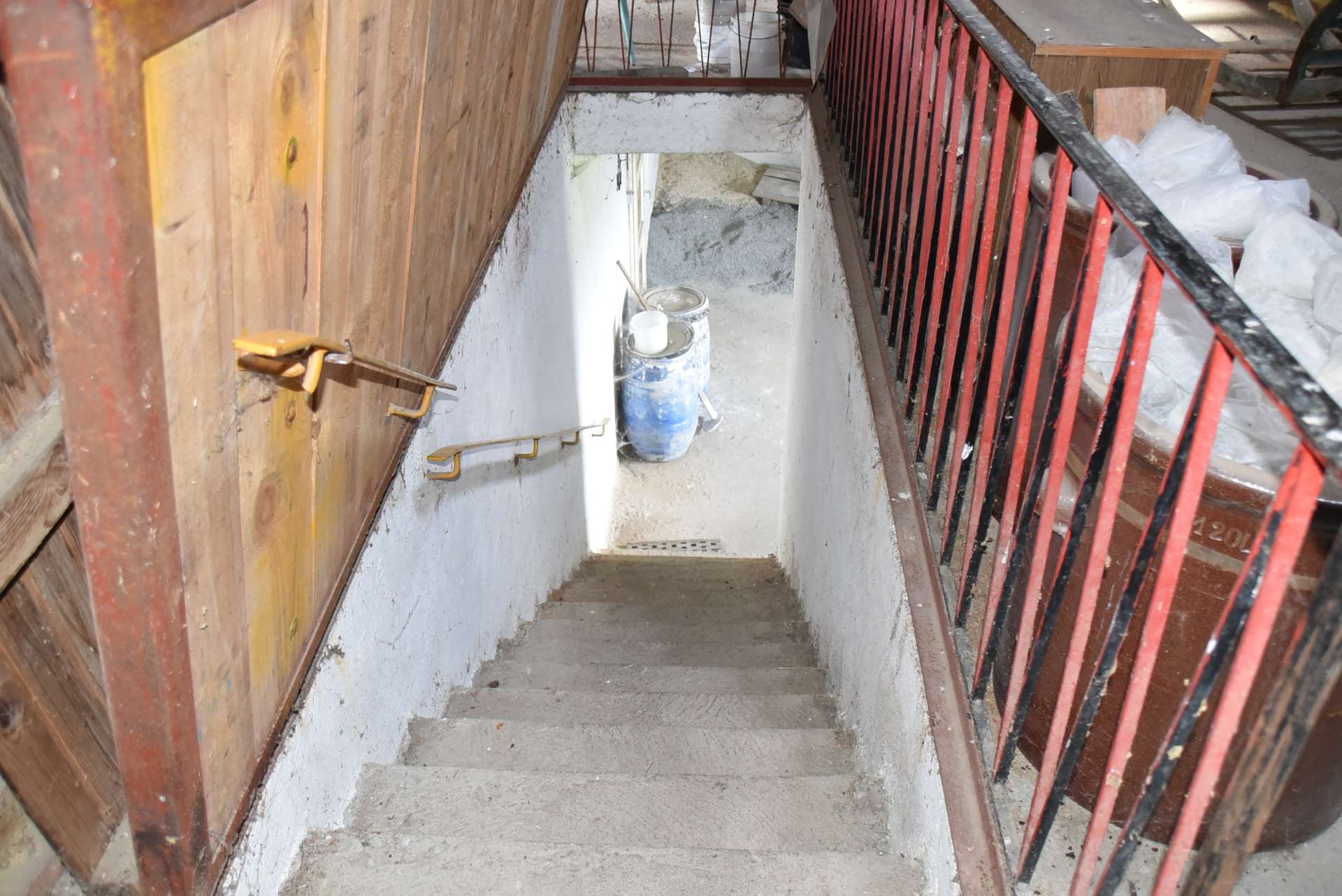 Nebengebäude Treppe UG