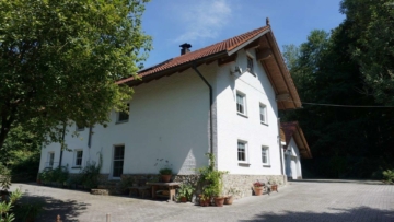 Waldhaus in absoluter idyllischer Alleinlage, 94541 Grattersdorf, Bauernhaus