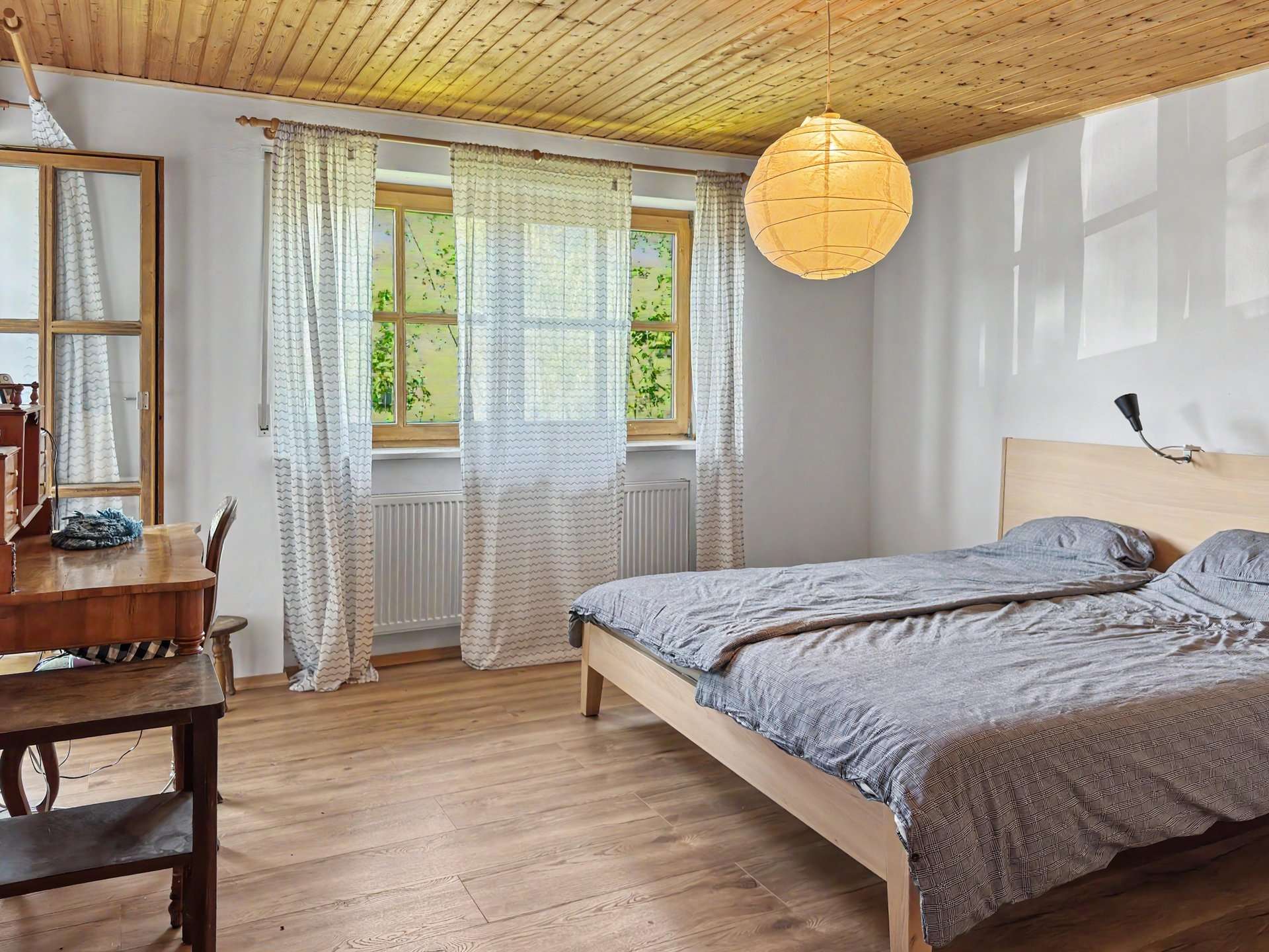 EG Schlafzimmer