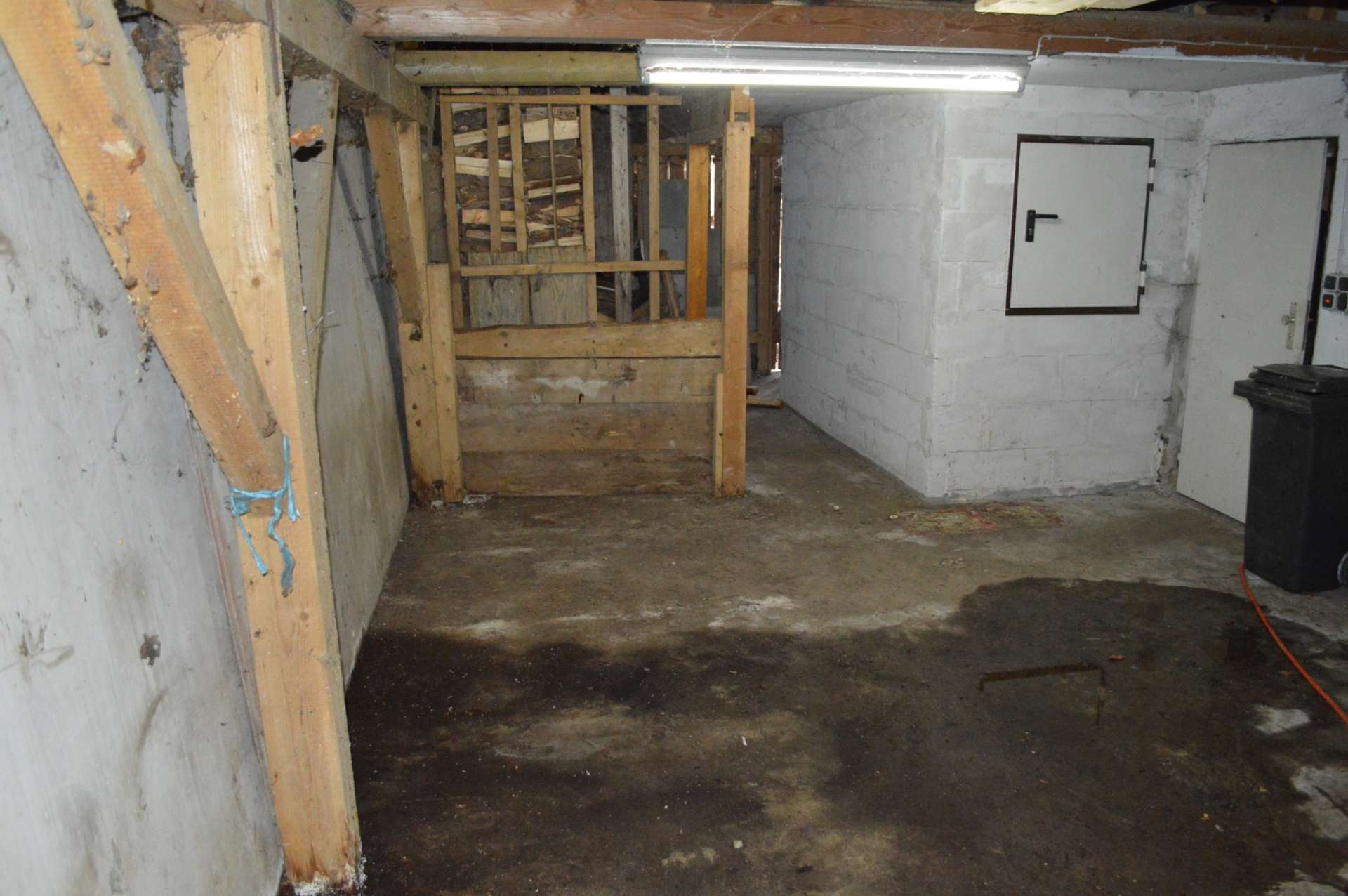 Garage/Schuppen