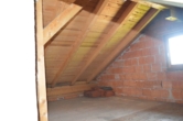 Dachgeschoss - VERKAUFT!!! Kleines Wohnhaus in der Nähe von Wasserburg, sanierungsbedürftig