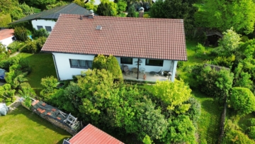 Kleines, gemütliches Einfamilienhaus in Passau auf schönem Grundstück, 94034 Passau, Einfamilienhaus