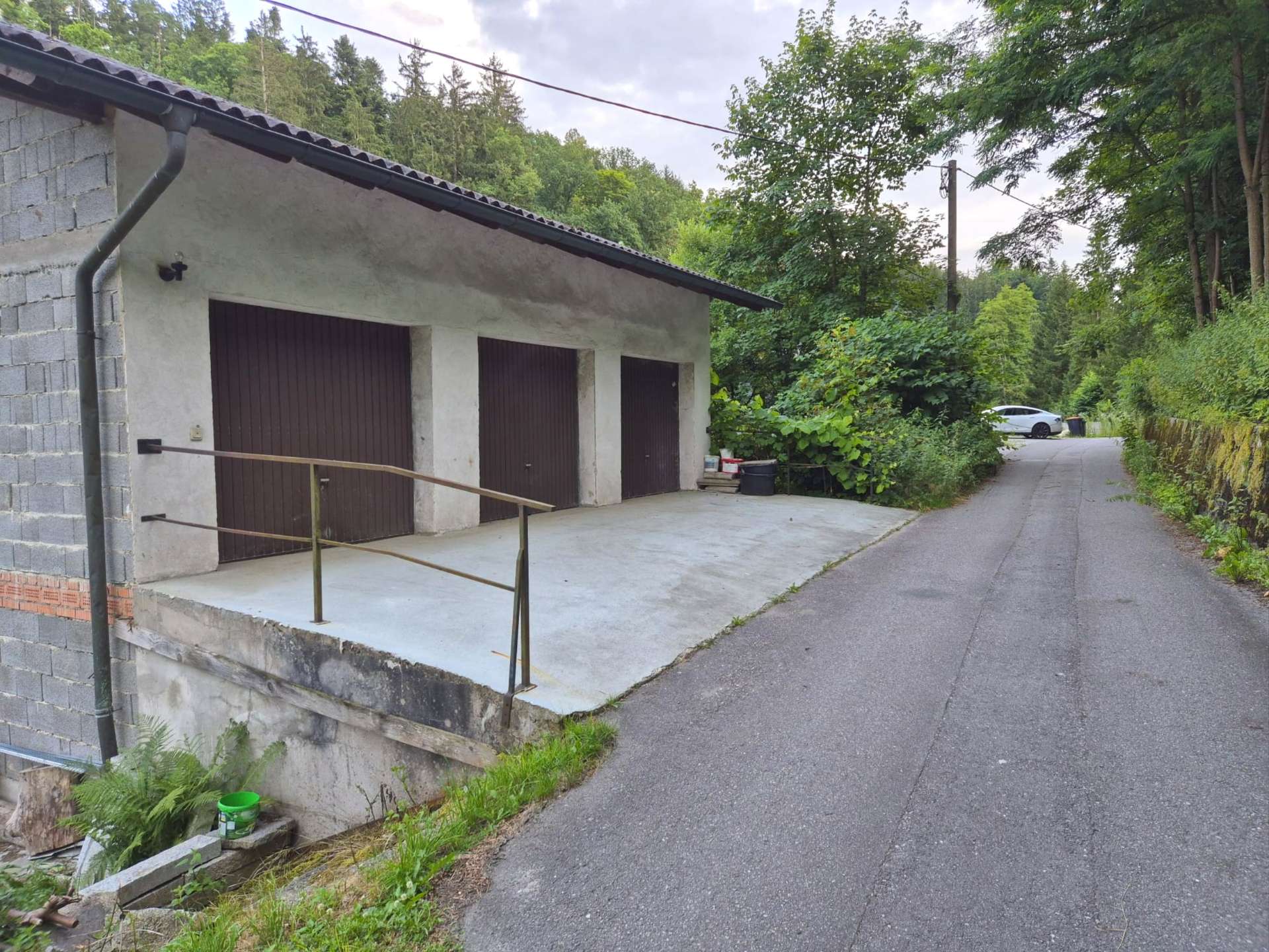 36 Garage