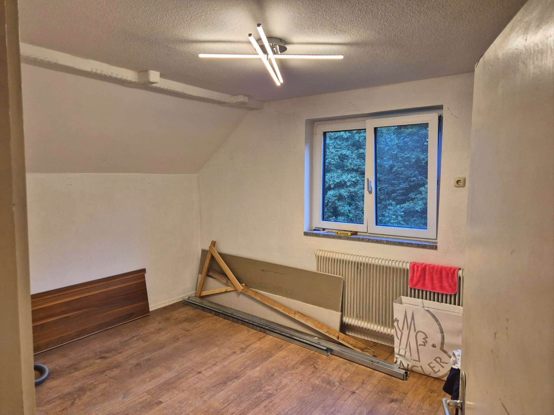 27 Schlafzimmer 2