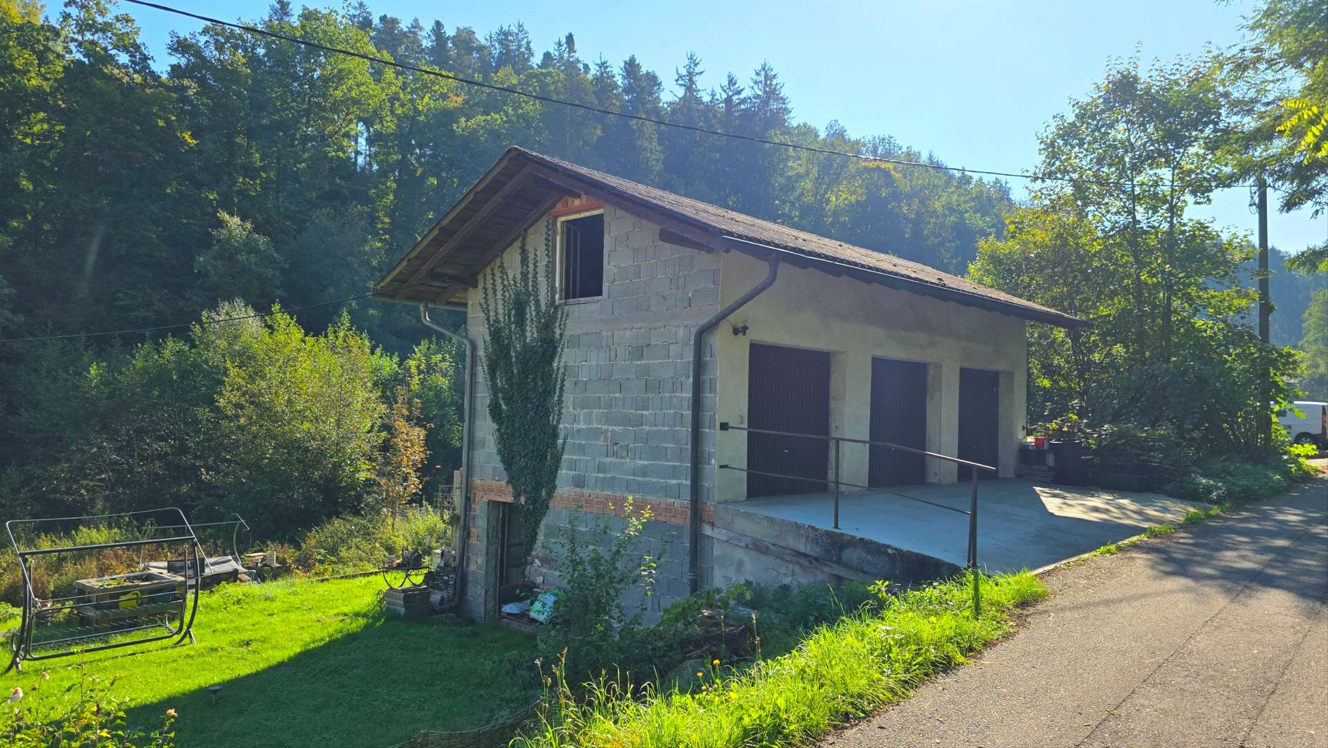 6 Garage