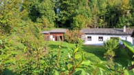 Sanierungsbedürftiges Einfamilienhaus in ruhiger Lage am Waldesrand - Hausansicht