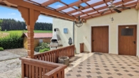 Terrasse - Traumhaftes Familienhaus mit Pool und großem Garten – Willkommen zu Hause