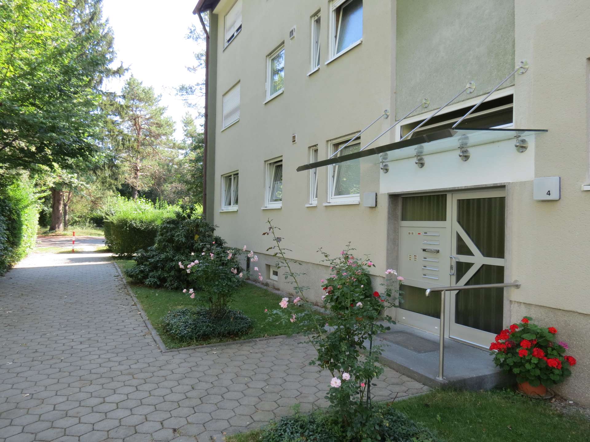 Hauseingang 2