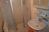 Badezimmer - VERKAUFT!!! Nettes, kleines Einfamilienhaus mit schöner Aussicht und pflegeleichtem Garten