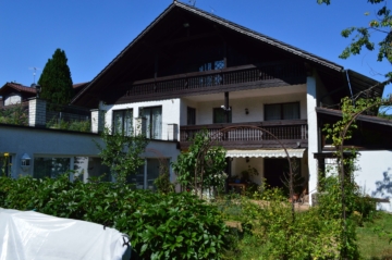 VERKAUFT!!! Großes 1-Familien-Haus, mit 2 getrennt nutzbaren Wohn-Einheiten, 94113 Tiefenbach, Haus