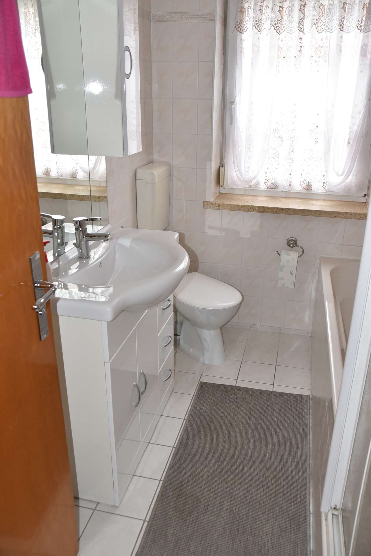 Badezimmer EG
