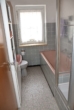 VERKAUFT !!! Solides Zweifamilienhaus in gepflegtem Zustand - Badezimmer OG
