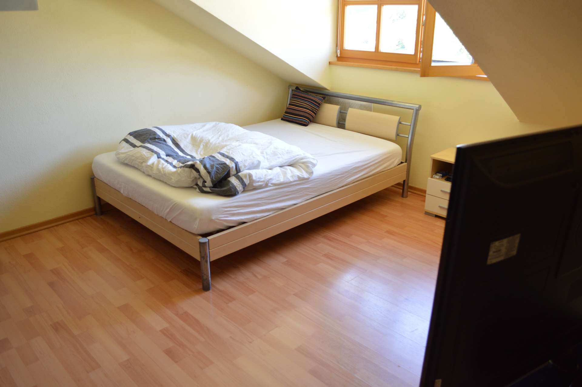 Schlafzimmer DG