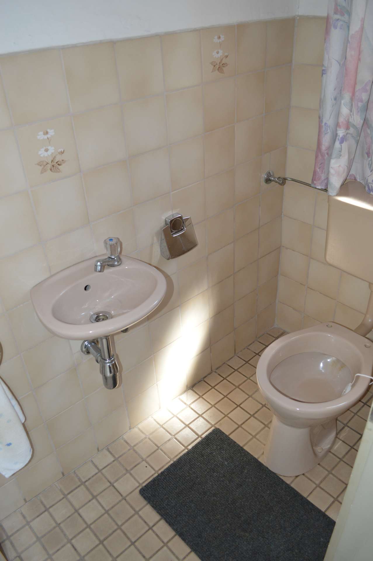 Gäste-WC EG