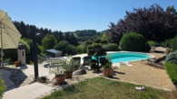 Pool - Sehr gepflegtes Einfamilienhaus in der Natur