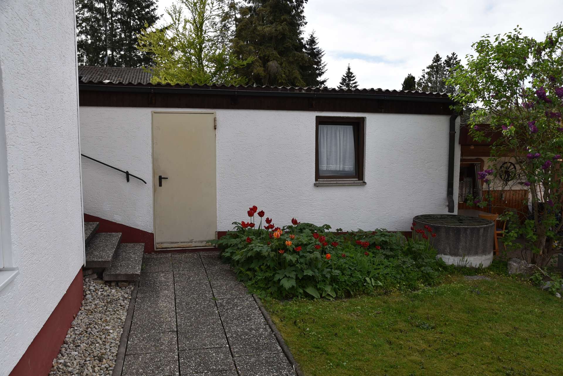 Garage Rückseite