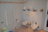 VERKAUFT!!! Hochwertig ausgestattetes Wohnhaus mit Werkstatt in ruhiger Ortsrandlage - Badezimmer
