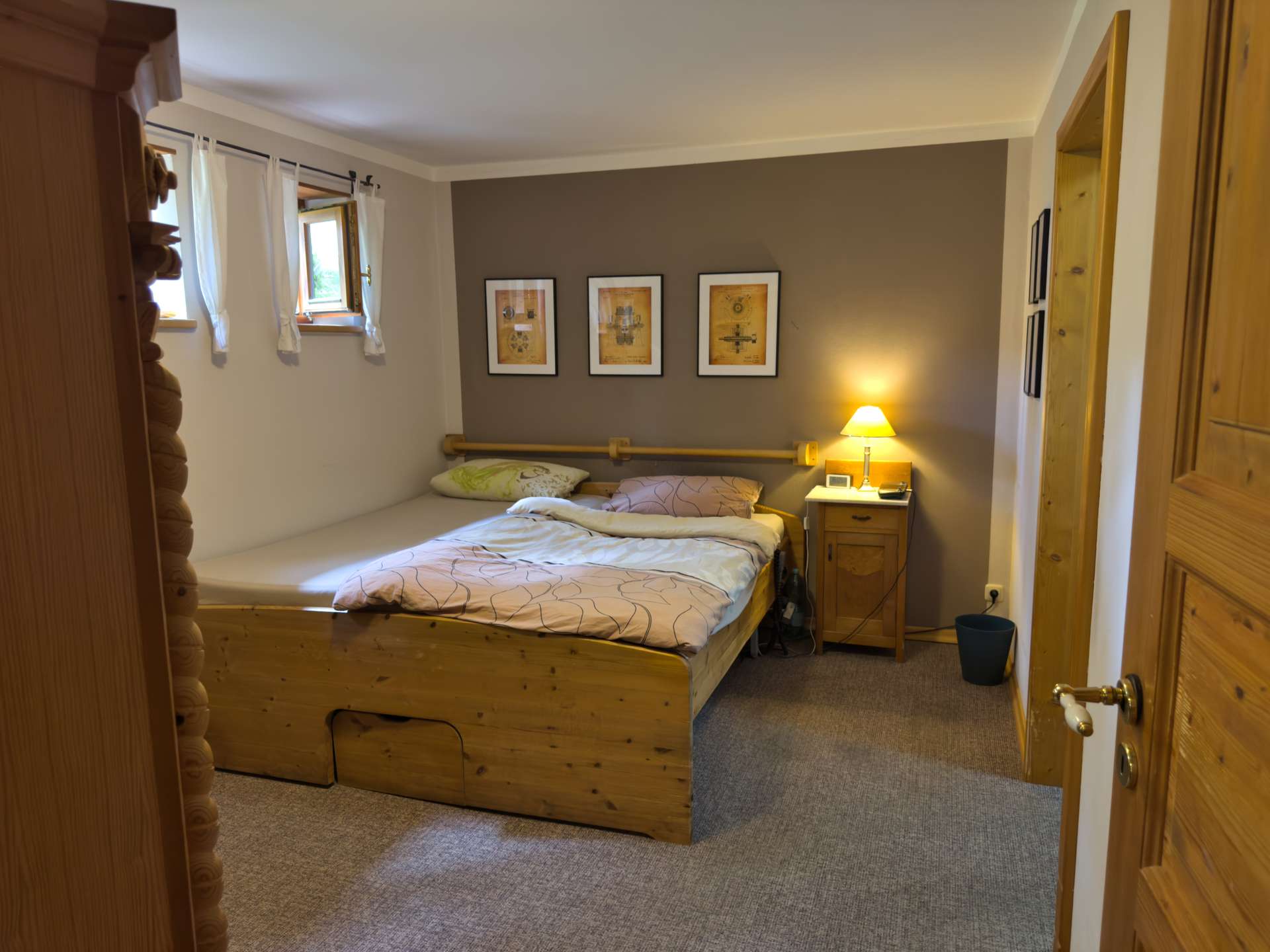 Schlafzimmer UG