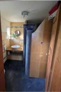 1. Badezimmer OG
