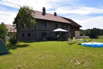 Hochwertiges Bauernhaus in ruhiger Lage zu vermieten, 94544 Hofkirchen, Haus