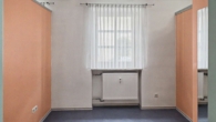abgetrennter Bereich 2 - 92 m² Rohdiamant im Erdgeschoss – Praxis, Büro oder Wohnen? Gestalten Sie Ihre Vision