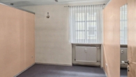 abgetrennter Bereich 1 - 92 m² Rohdiamant im Erdgeschoss – Praxis, Büro oder Wohnen? Gestalten Sie Ihre Vision