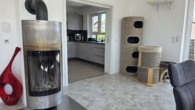 Wohn- Esszimmer mit Zugang Küche - Ihr Traum vom modernen, energieeffizienten Zuhause – Neuwertiges Einfamilienhaus in Böbrach
