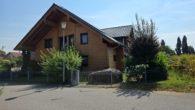 Außenansicht - Bezauberndes Niedrigenergie-Holzhaus mit Pool