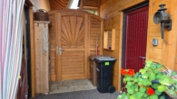 Außenbereich - Bezauberndes Niedrigenergie-Holzhaus mit Pool